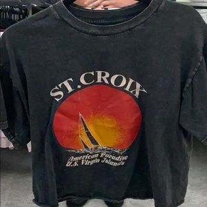 Cropped Brandy Melville St. Croix T-shirt